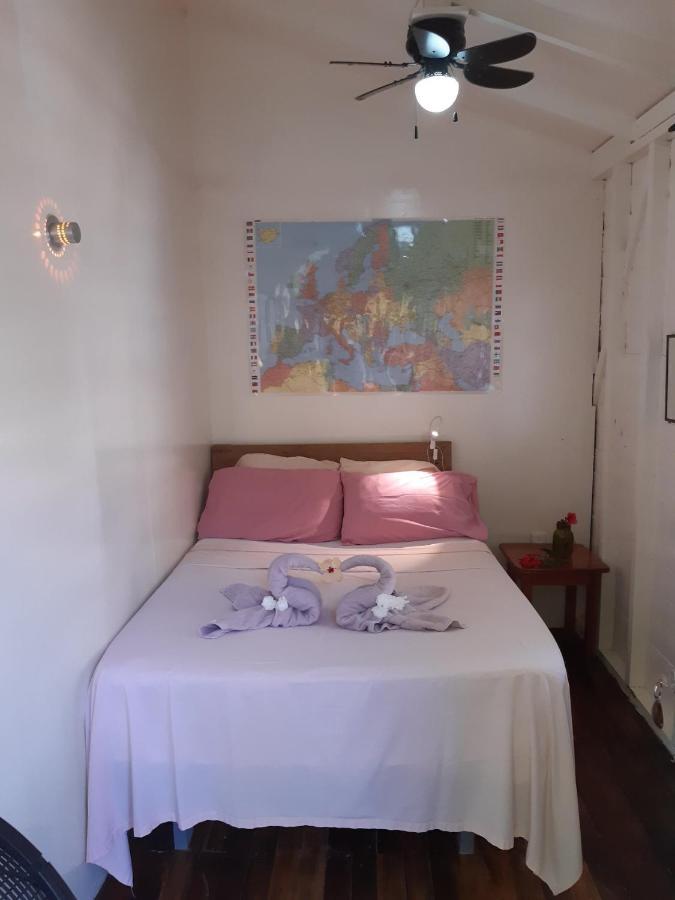 The Funky Dodo Backpackers Hostel Хопкинс Экстерьер фото