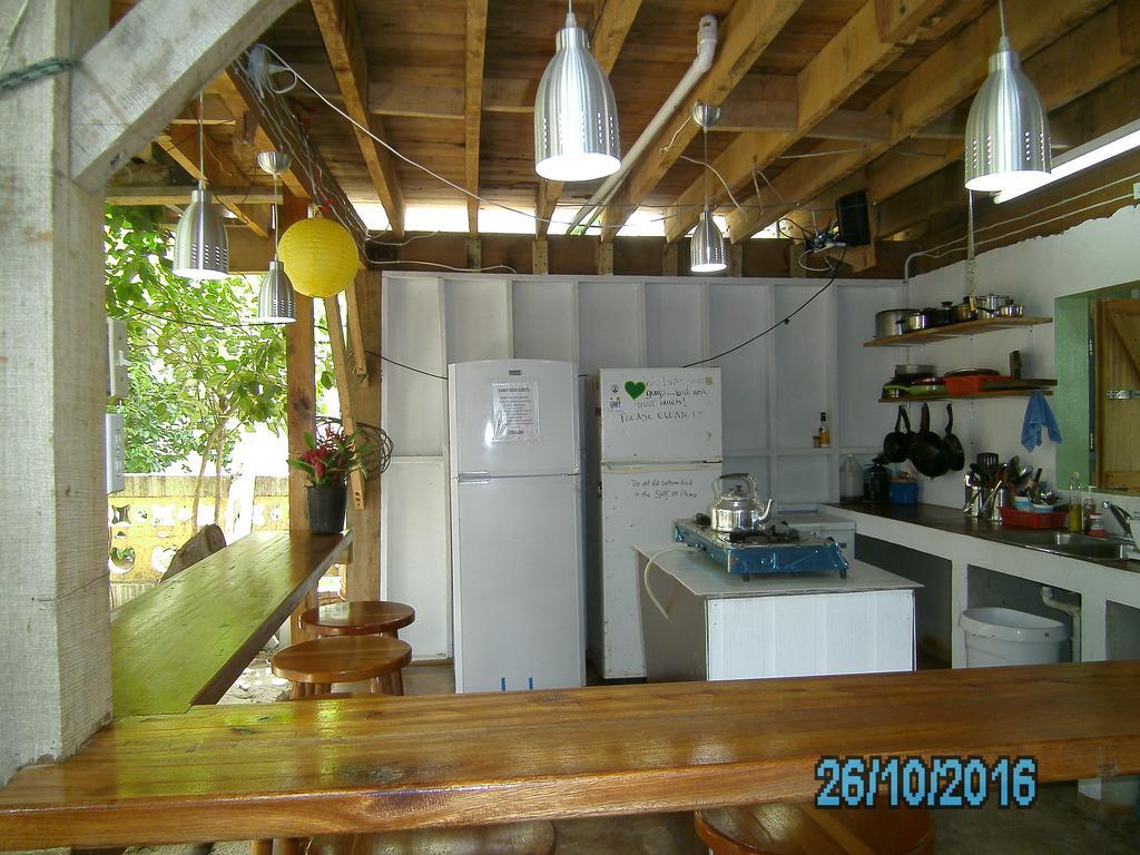 The Funky Dodo Backpackers Hostel Хопкинс Экстерьер фото