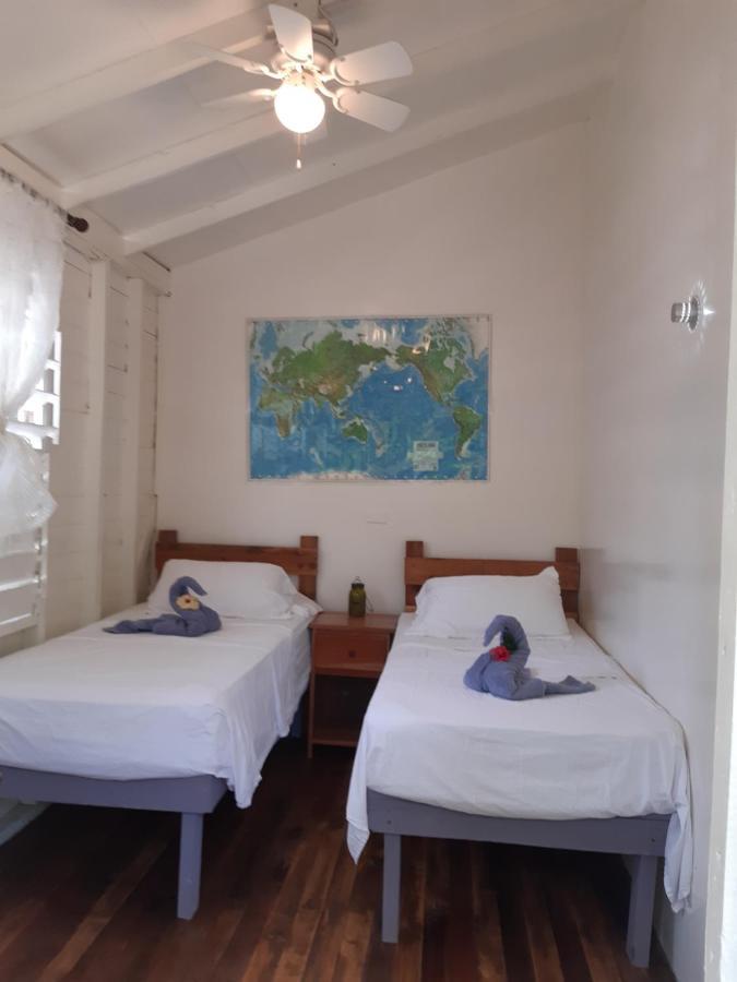 The Funky Dodo Backpackers Hostel Хопкинс Экстерьер фото